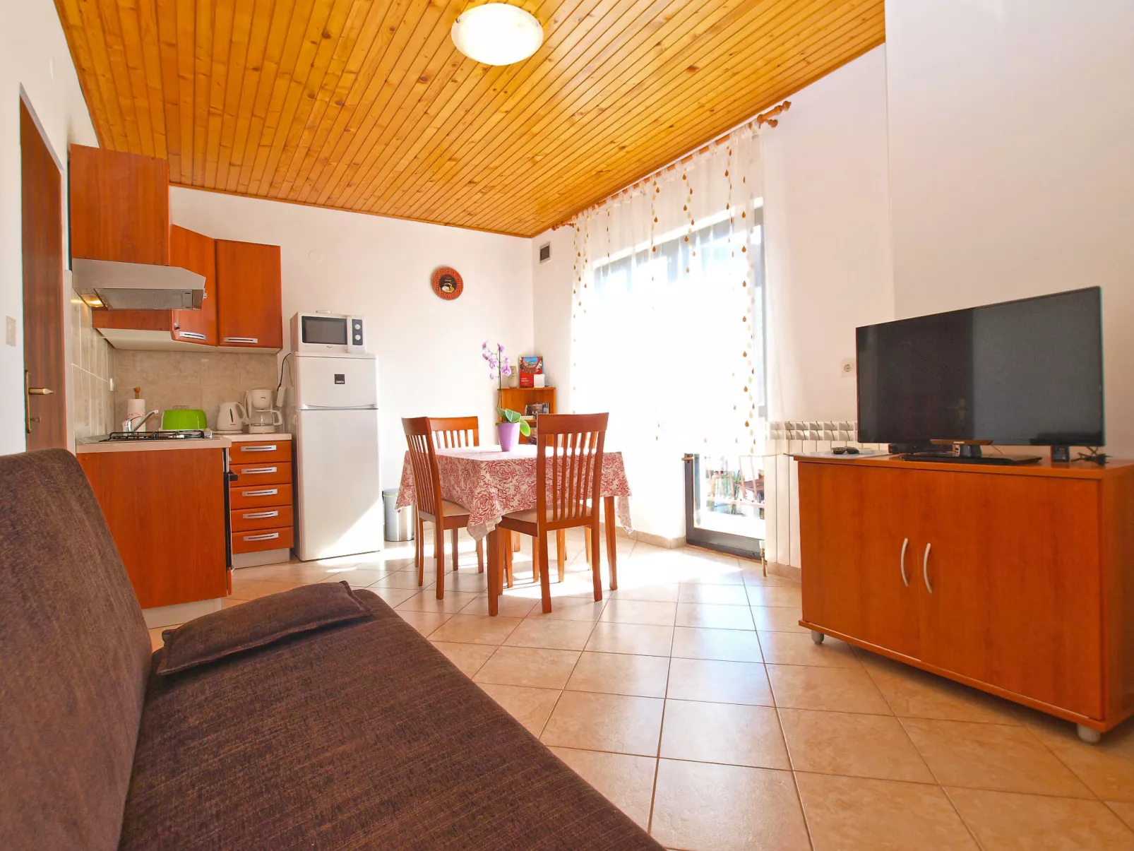 House 1430 - Drinnen