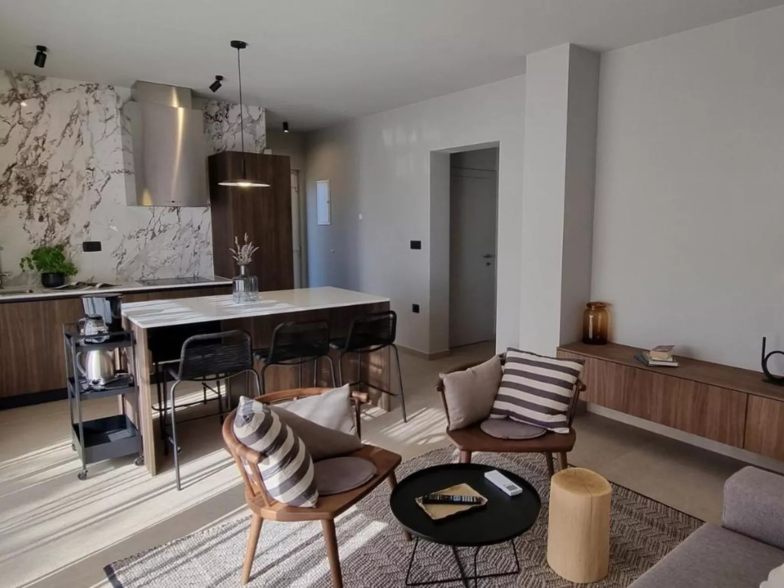 House 2306 - Inside