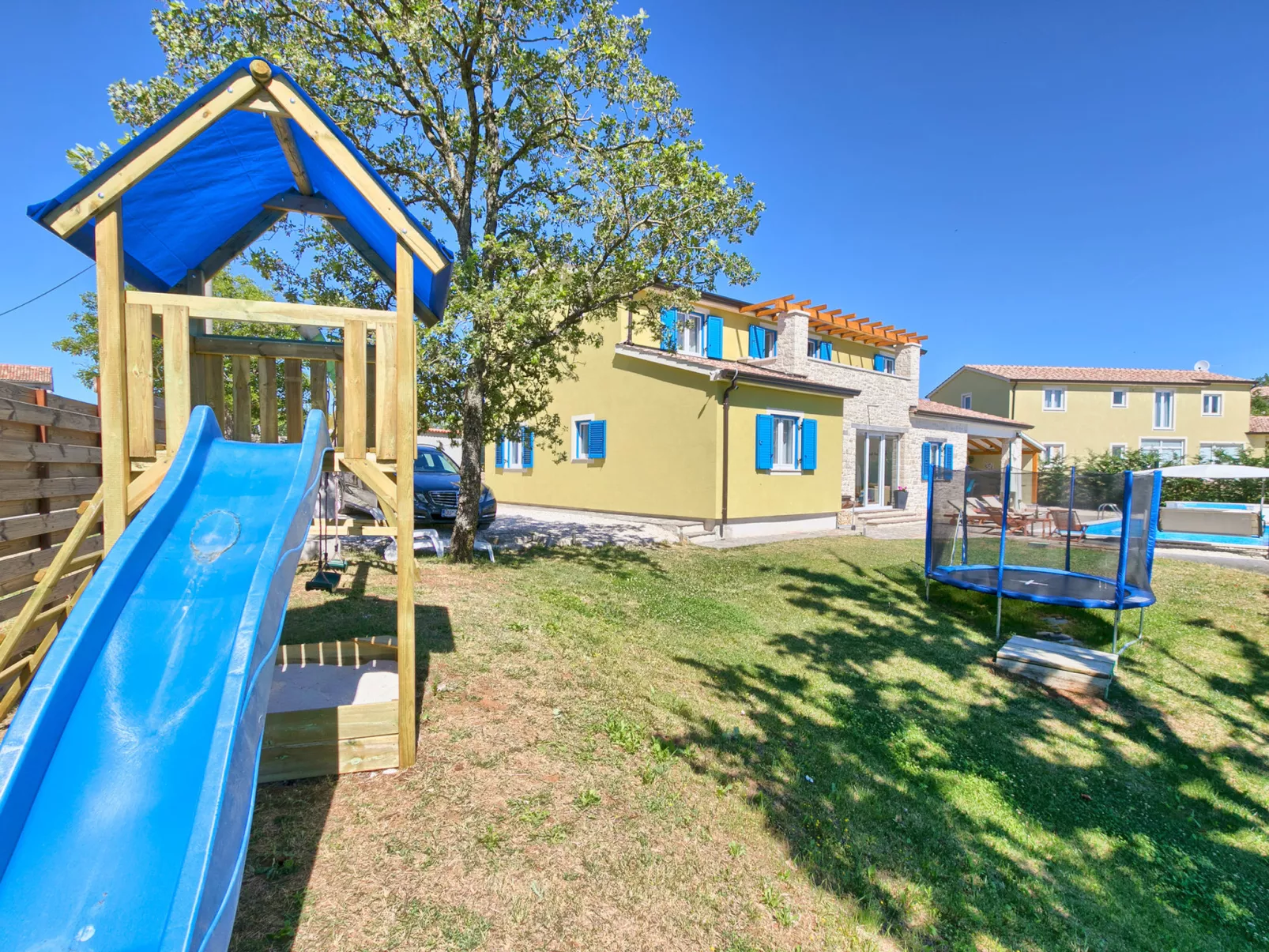 Villa 1404 - Draußen