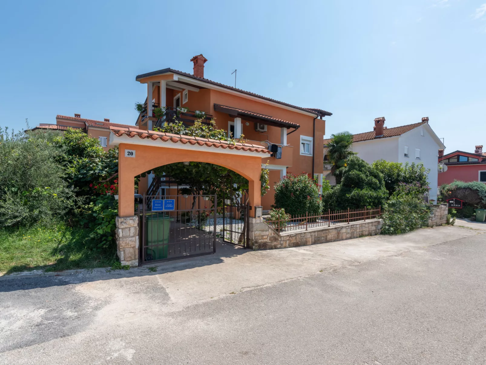 Villa Alis - Dehors