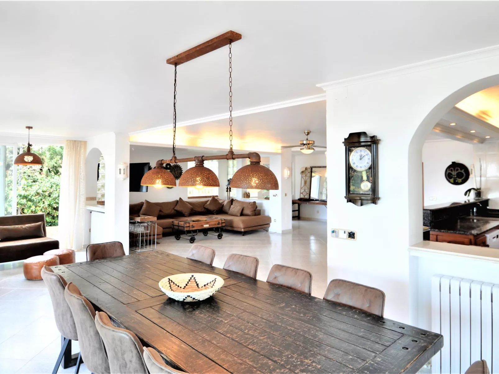 CA NA MALEN Hermosa casa para familias con gran piscina, jardín. - WiFi Gratis - Drinnen