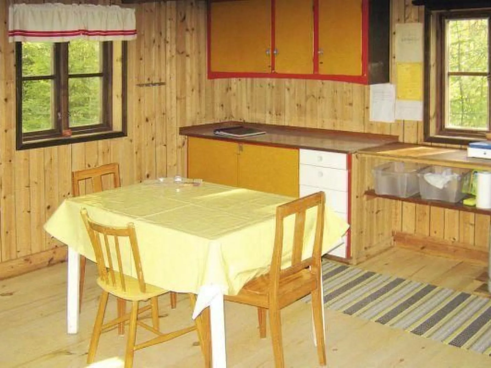 Blockhütte für das wahre Naturerlebnis am See - Dedans