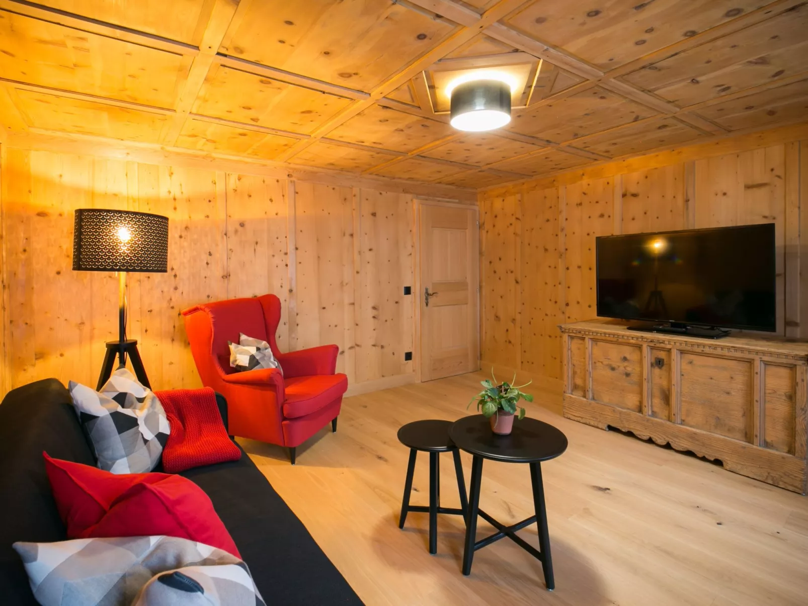 Chasa Allegra, (Müstair). - Inside