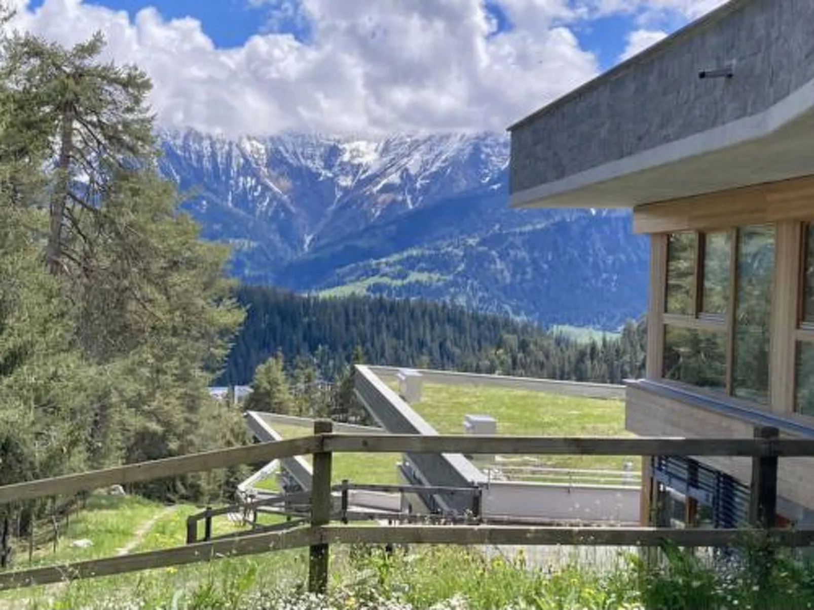 Alp Resort Ski In/Ski Out, (Laax Murschetg). 4.5 Zimmerwohnung - Outside