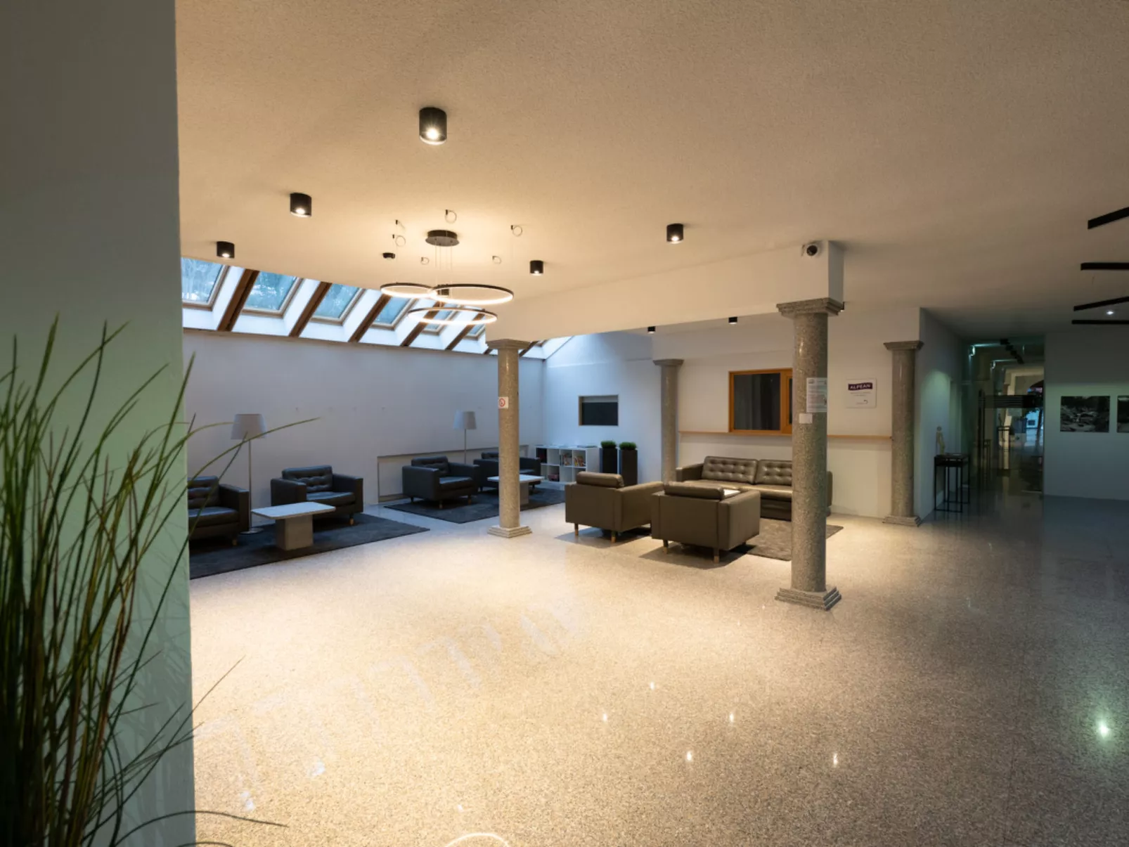 Rancho 121, (Laax Uletsch). 2.5 Zimmerwohnung, 70m², Dusche, sep. WC, für 3 Per - Dedans