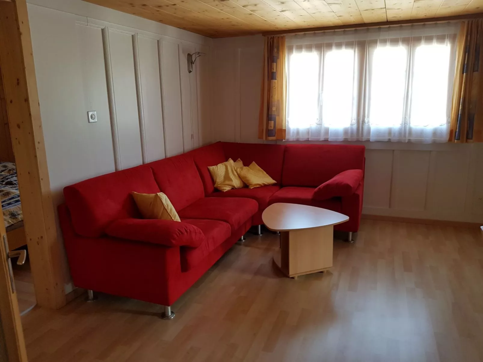 Crestas Calzaferri, Brigels, (Breil/Brigels). - Inside