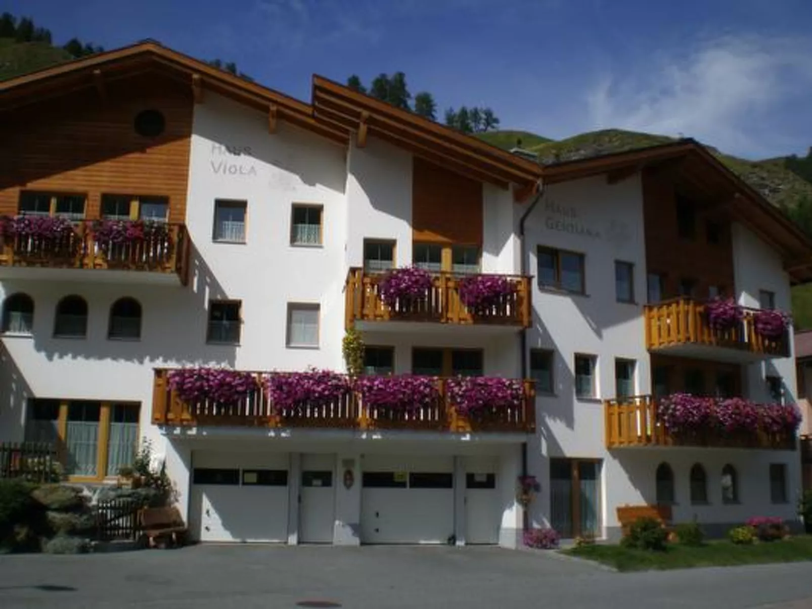 Haus Gentiana, (Samnaun-Compatsch) - Draußen