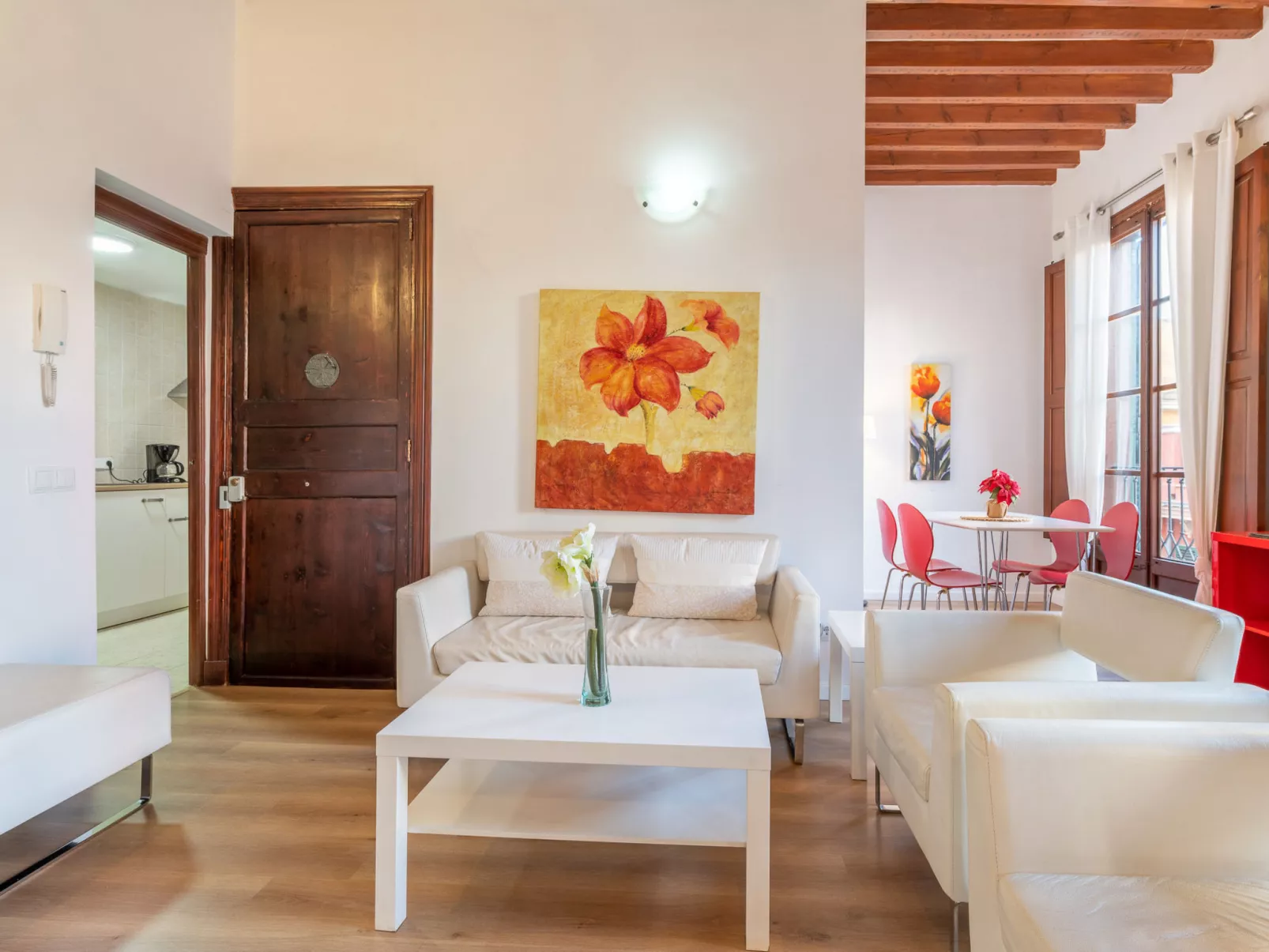HOLIDAY PALMA APARTMENT 3 - Inside