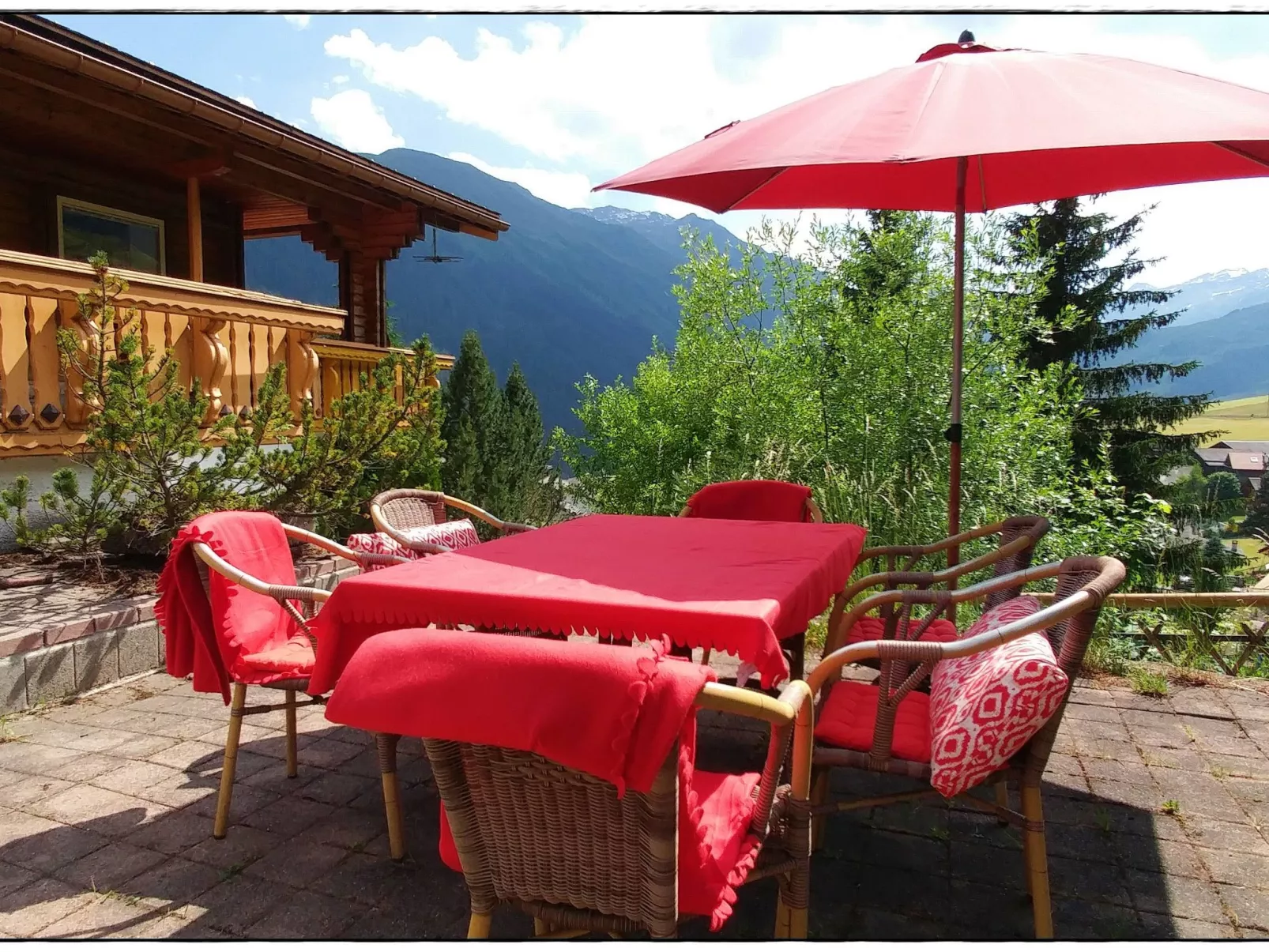 Chalet Dargun Bünter, (Camischolas/Sedrun). - Draußen