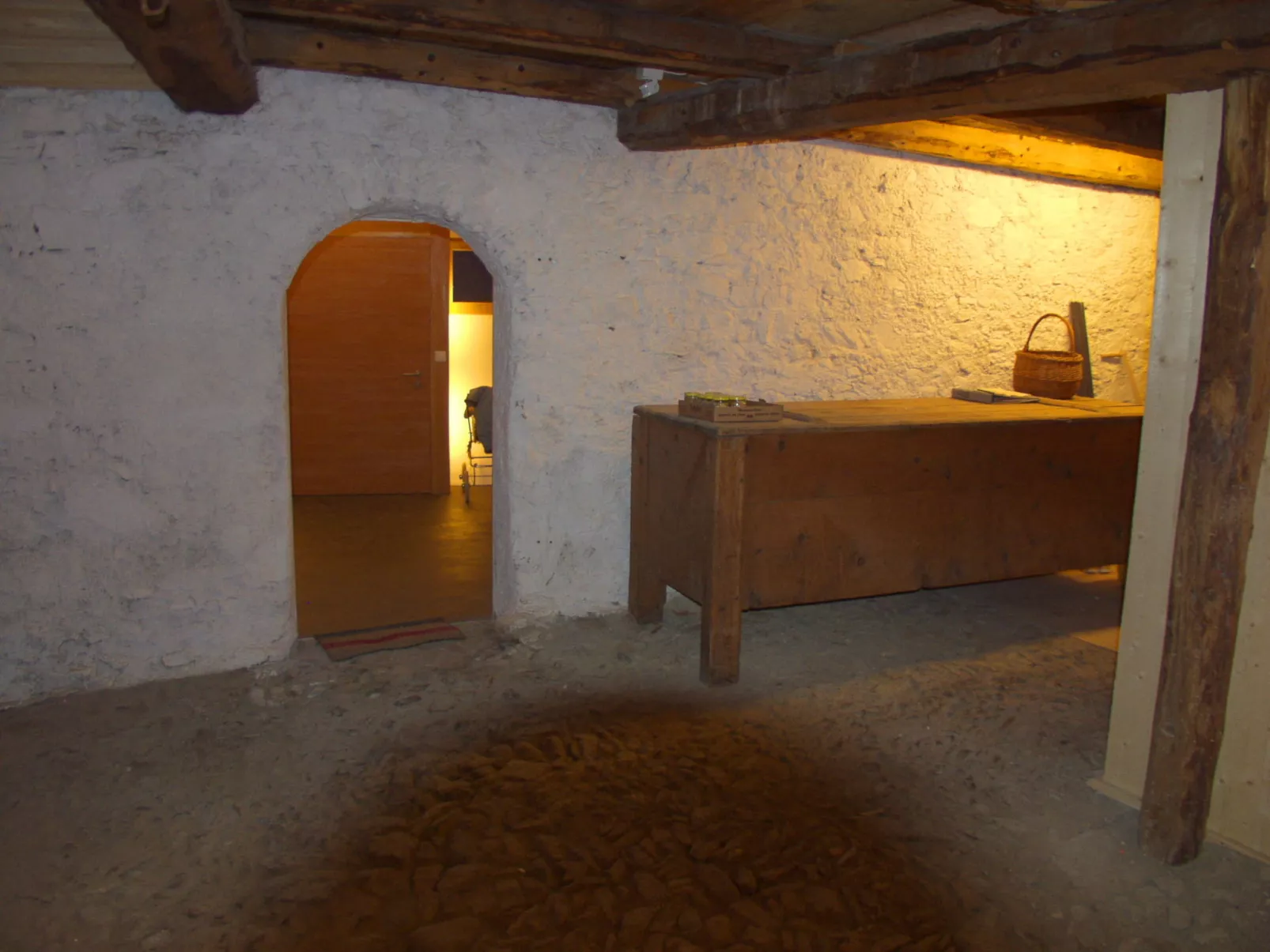 Tuor 156, (Ardez). - Drinnen