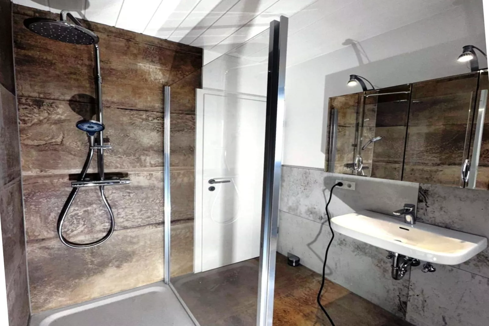Apartment Spiegelkurve - Badezimmer