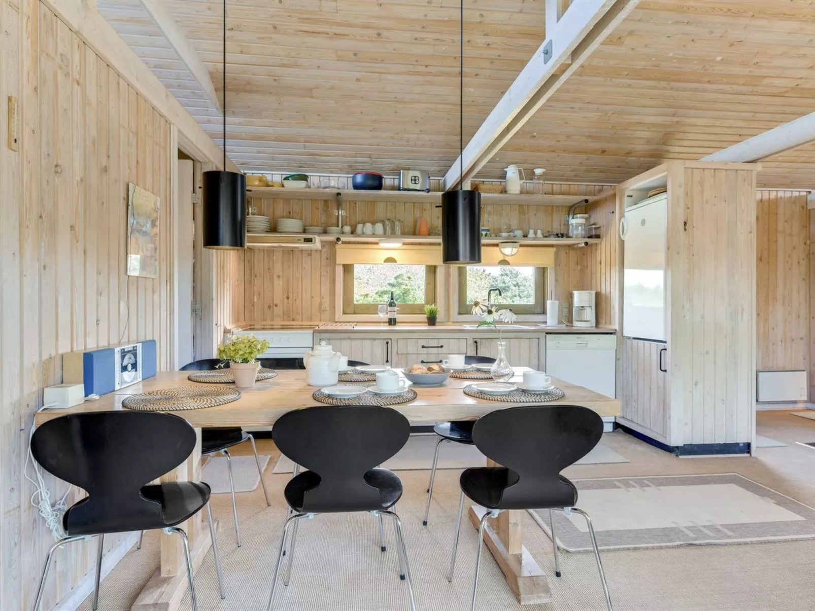 "Aiva" - 1.5km from the sea - Drinnen