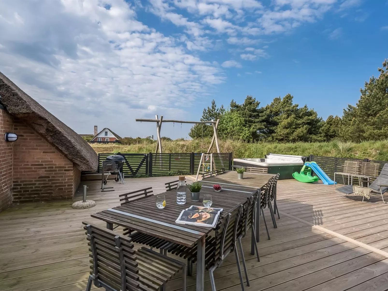 "Kimon" - 750m from the sea - Outside