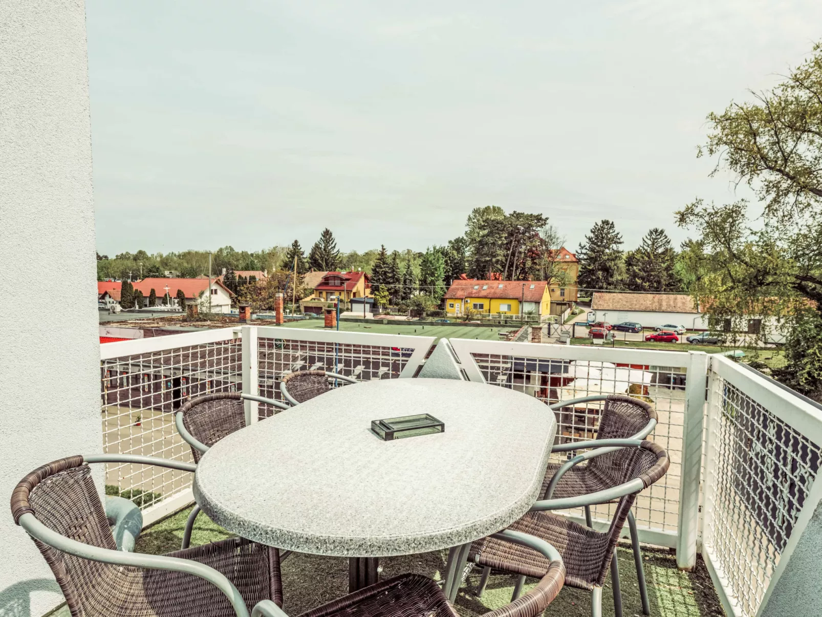 Caesar Apartment mit Terrasse, nahe dem Balaton - Draußen
