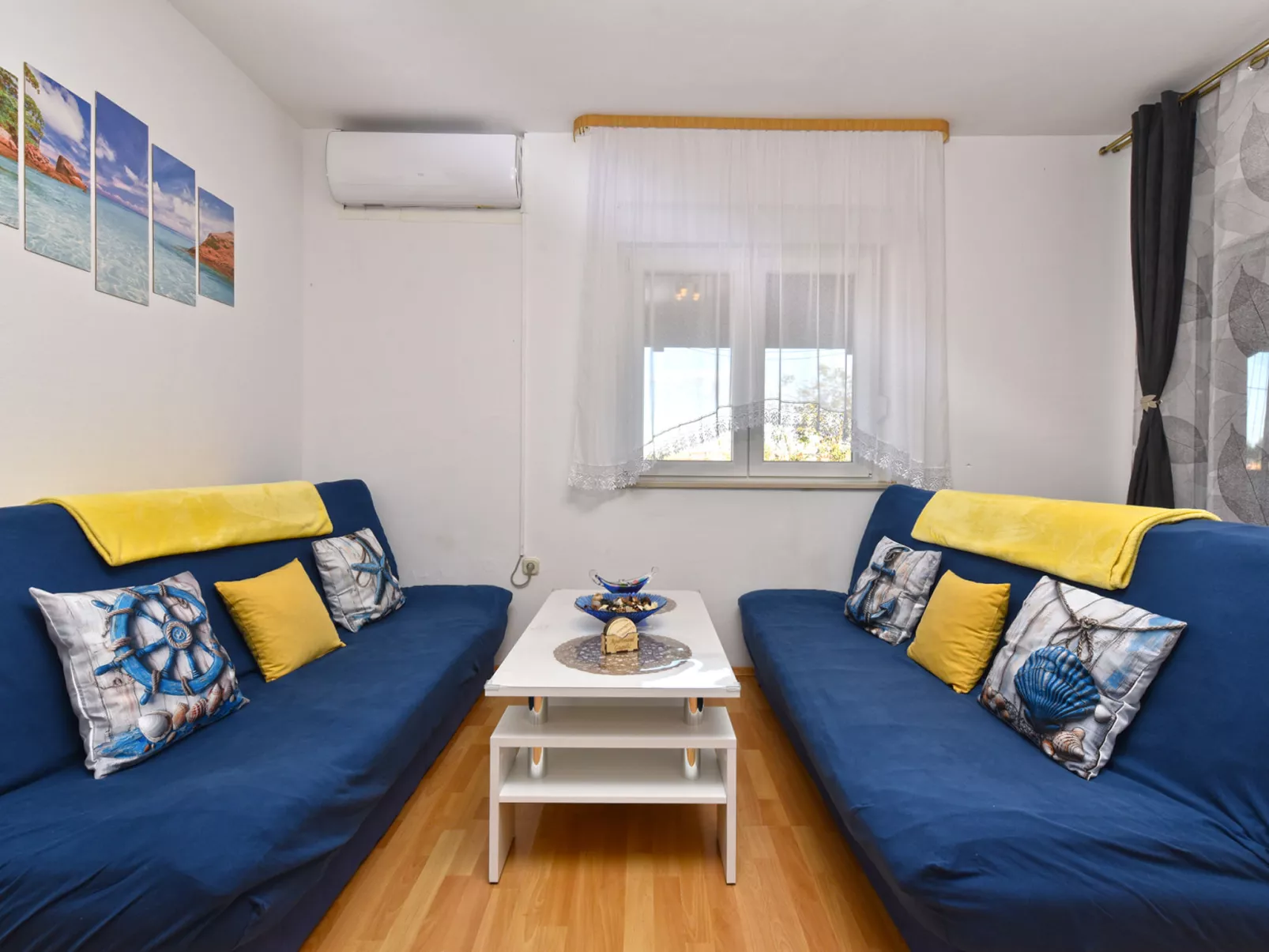 Apartment 143 - Dedans