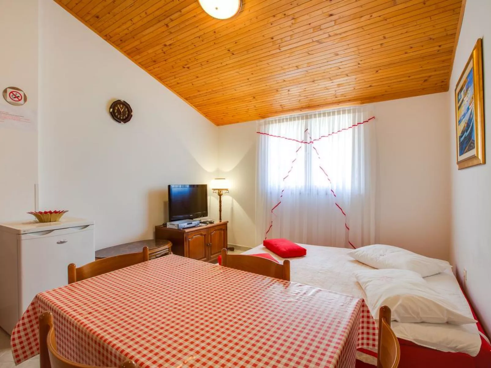 Apartment 1682 - Inside