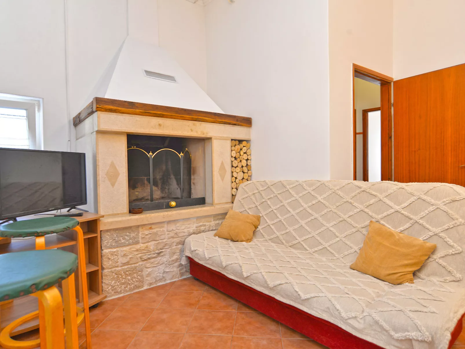 Apartment 615 - Inside