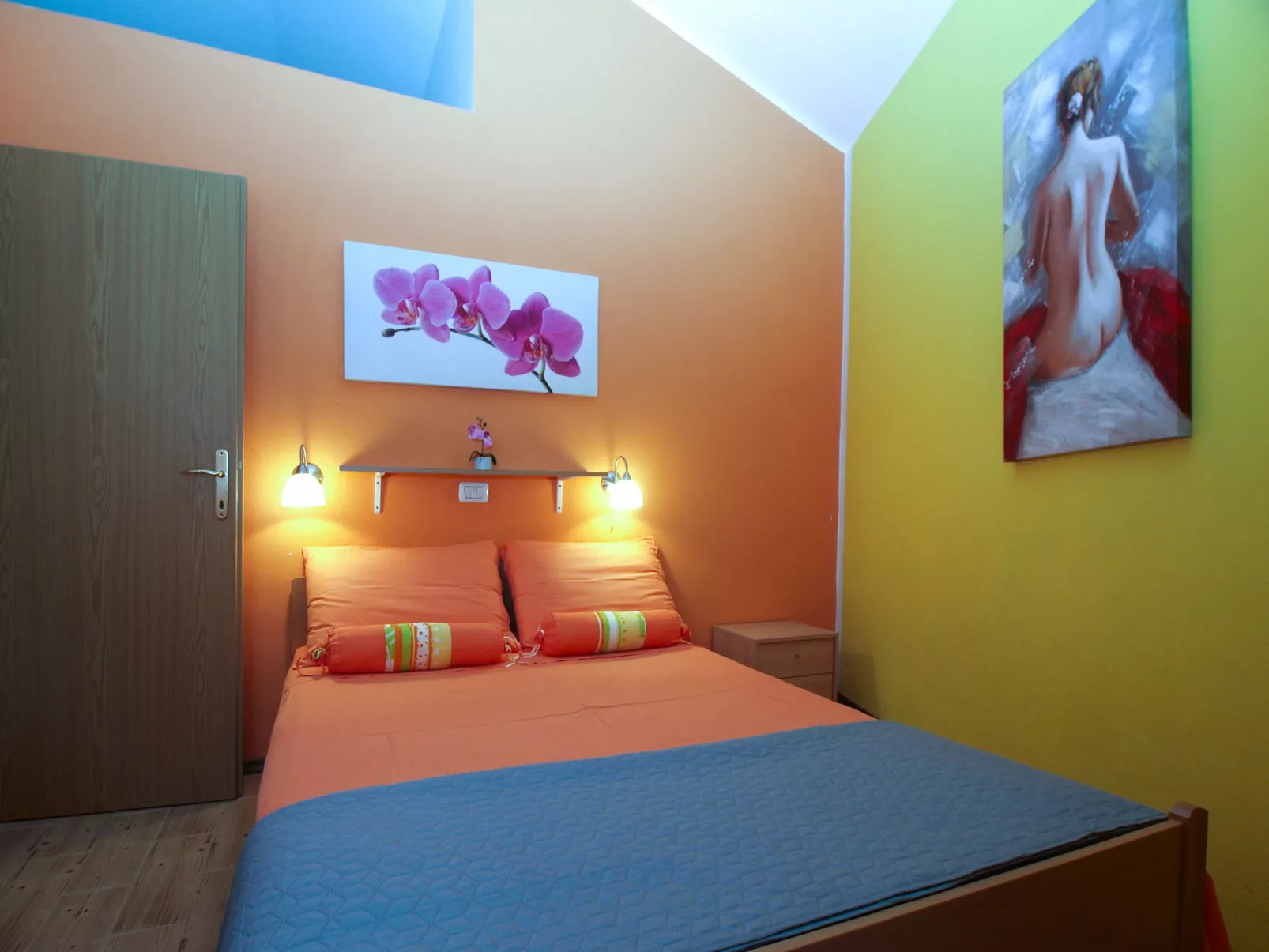 House 2106 - Inside