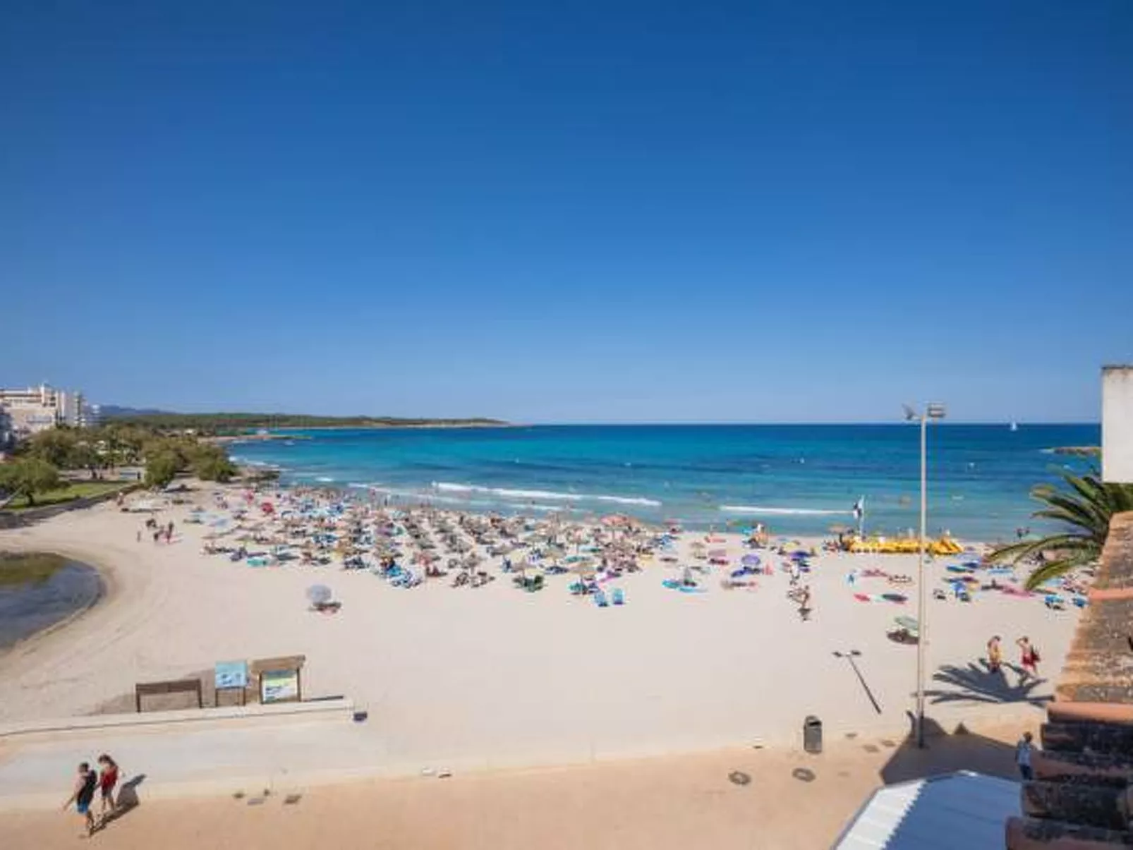 Tolle Wohnung in S'illot-Cala Morlanda mit Terrasse - Outside