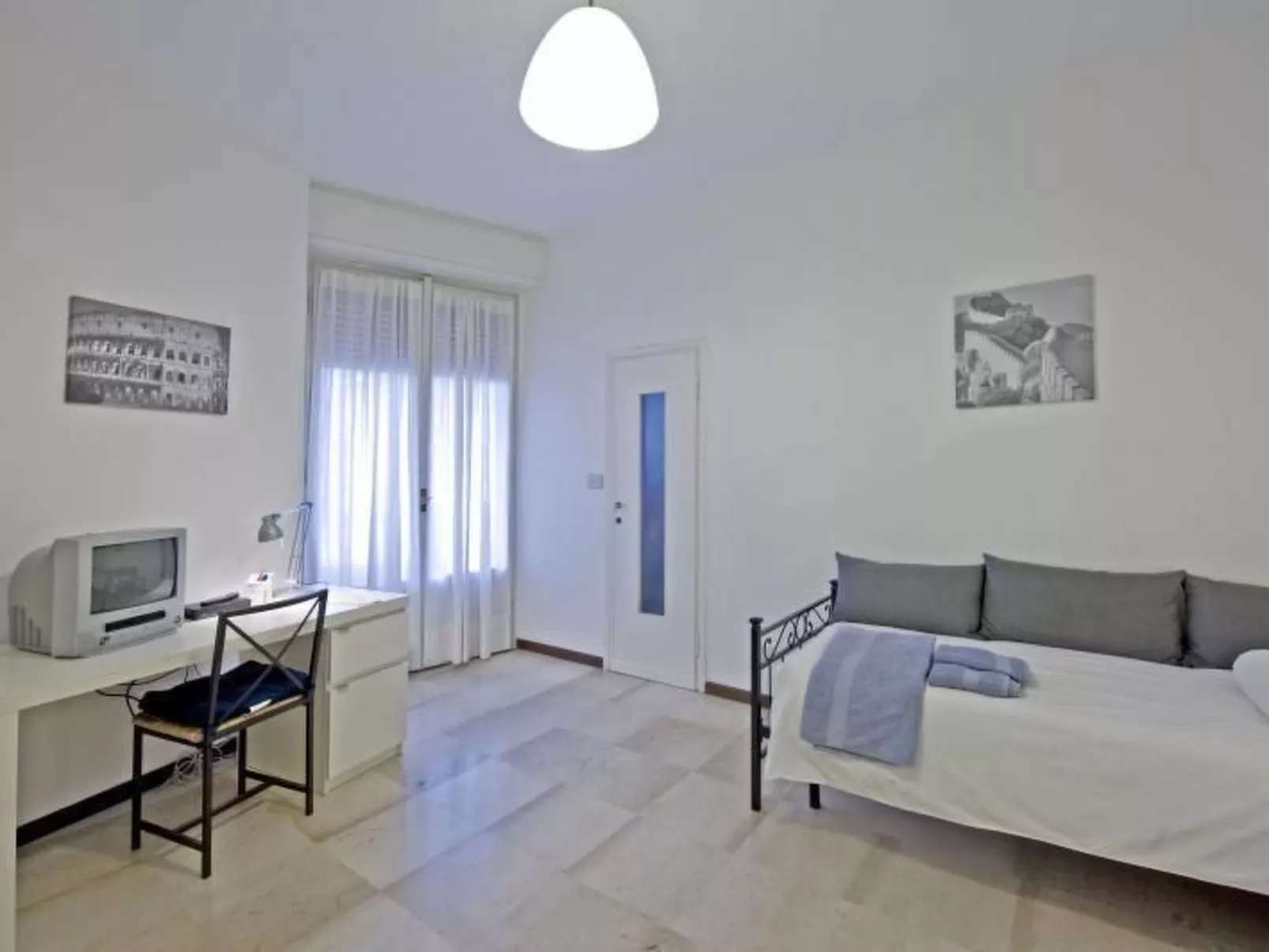 Wohnung im Ferienhaus« Chiesa Rossa » - Drinnen