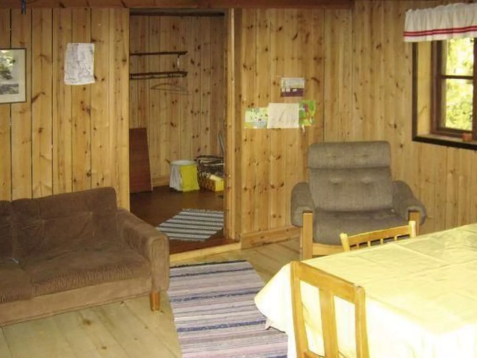 Blockhütte für das wahre Naturerlebnis am See - Dedans