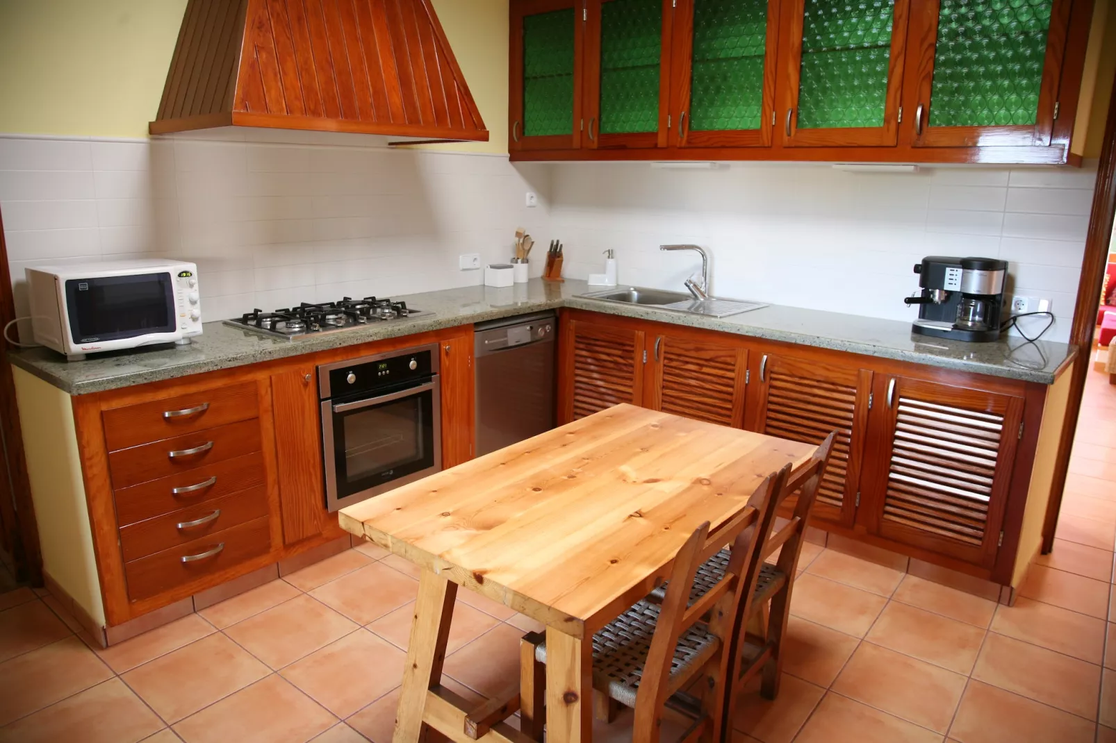 La Vila - Kitchen