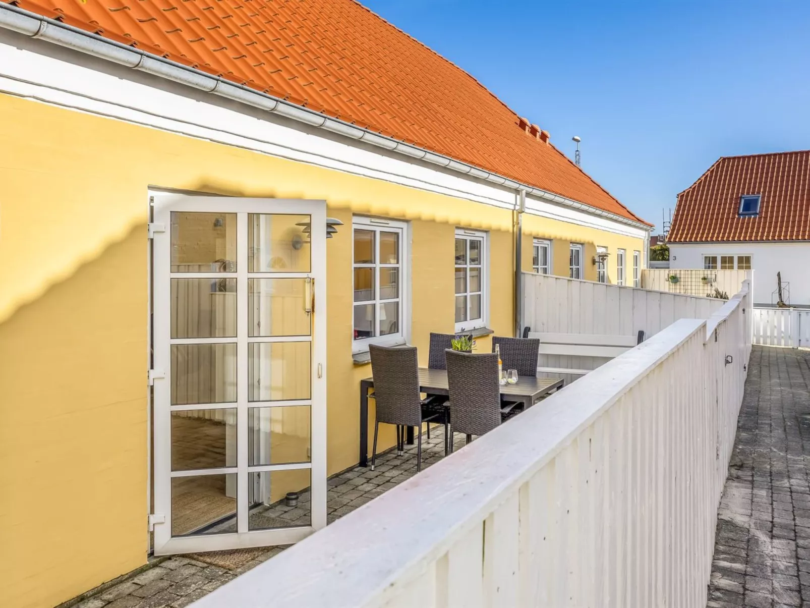 "Loreia" - 300m from the sea - Outside