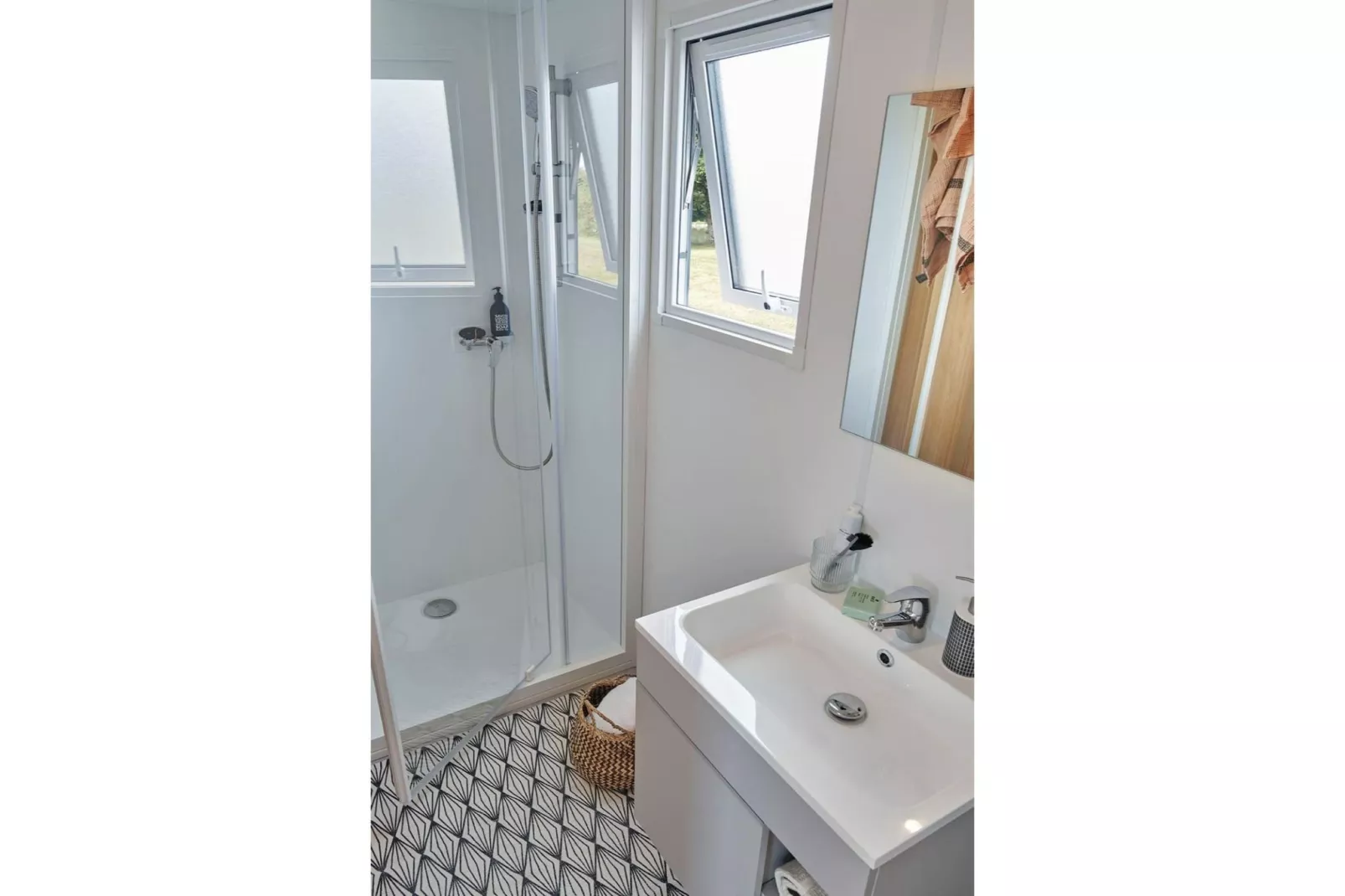 Caravan Bosrand Lembeke 2 - Badezimmer