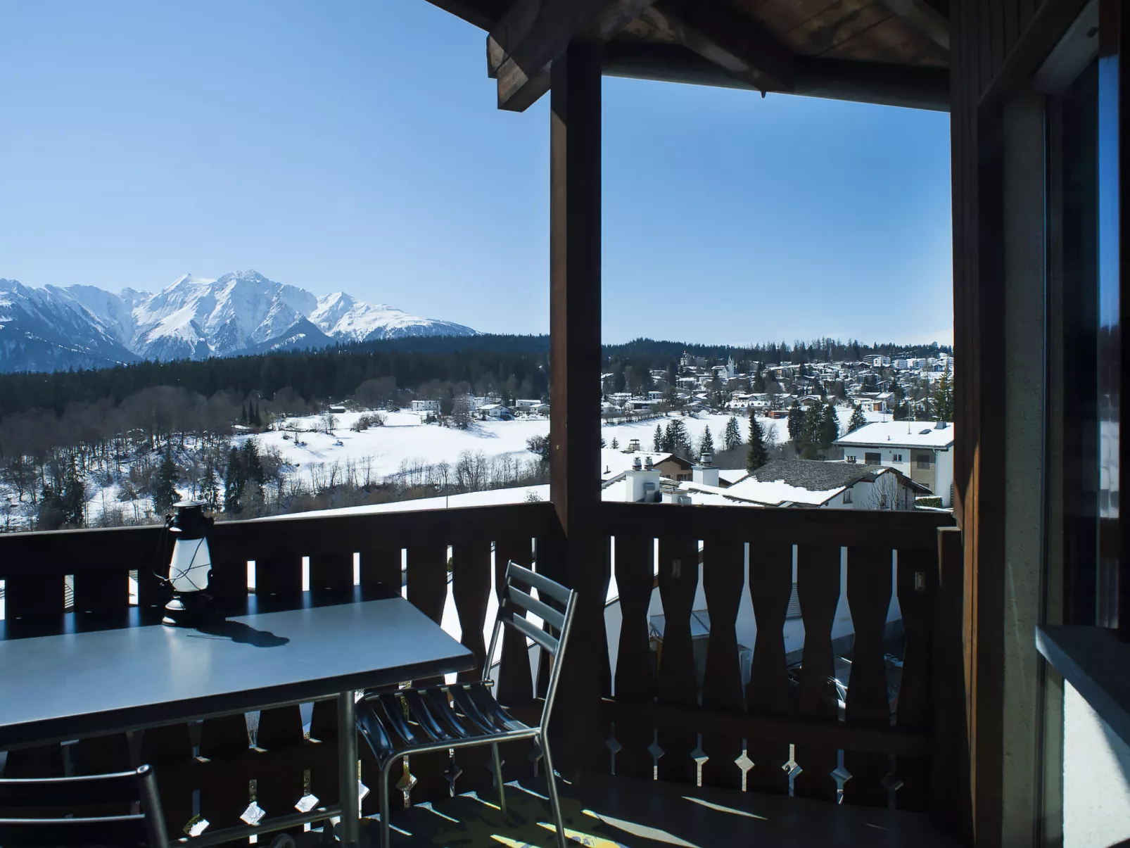 Casa Primavera B32, (Flims Dorf). 3.5 Zimmerwohnung - Draußen