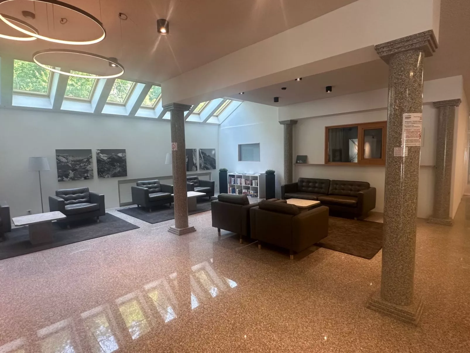 Rancho 121, (Laax Uletsch). 2.5 Zimmerwohnung, 70m², Dusche, sep. WC, für 3 Per - Dedans