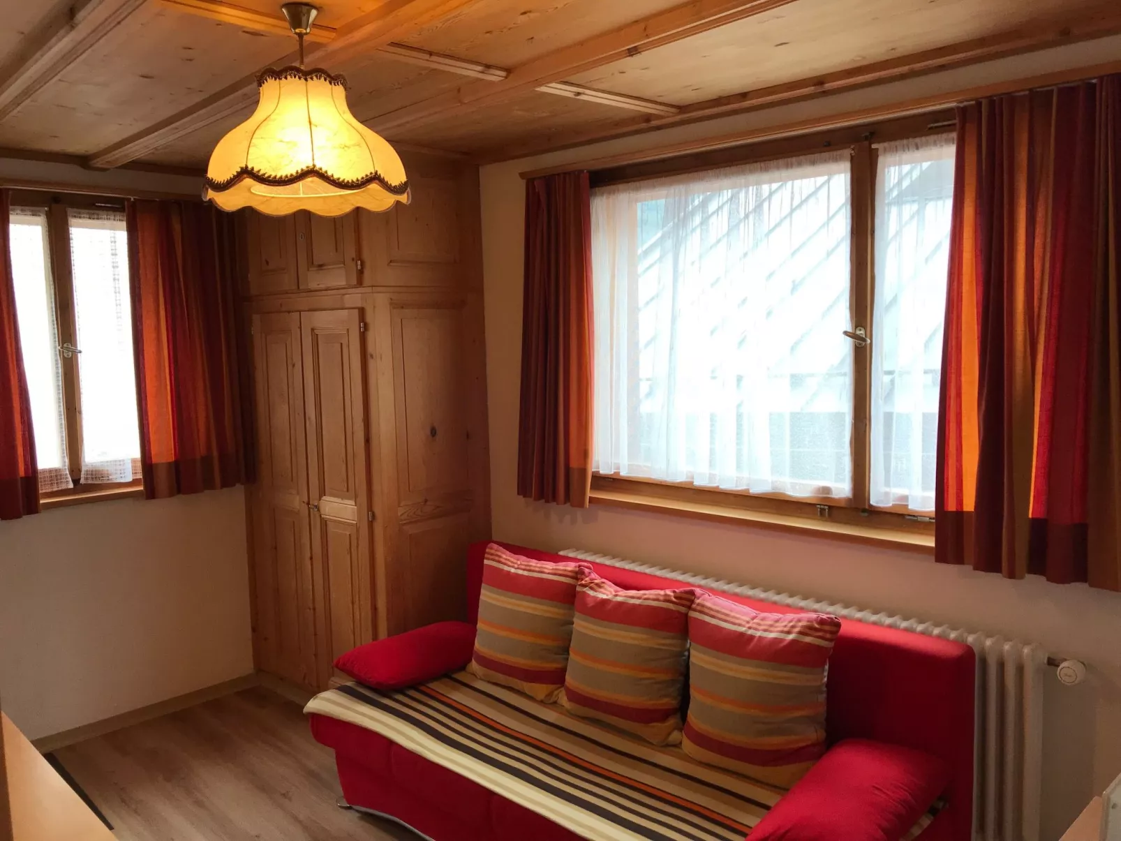 Ferienwohnungen Chasa Valär, (Scuol). - Drinnen
