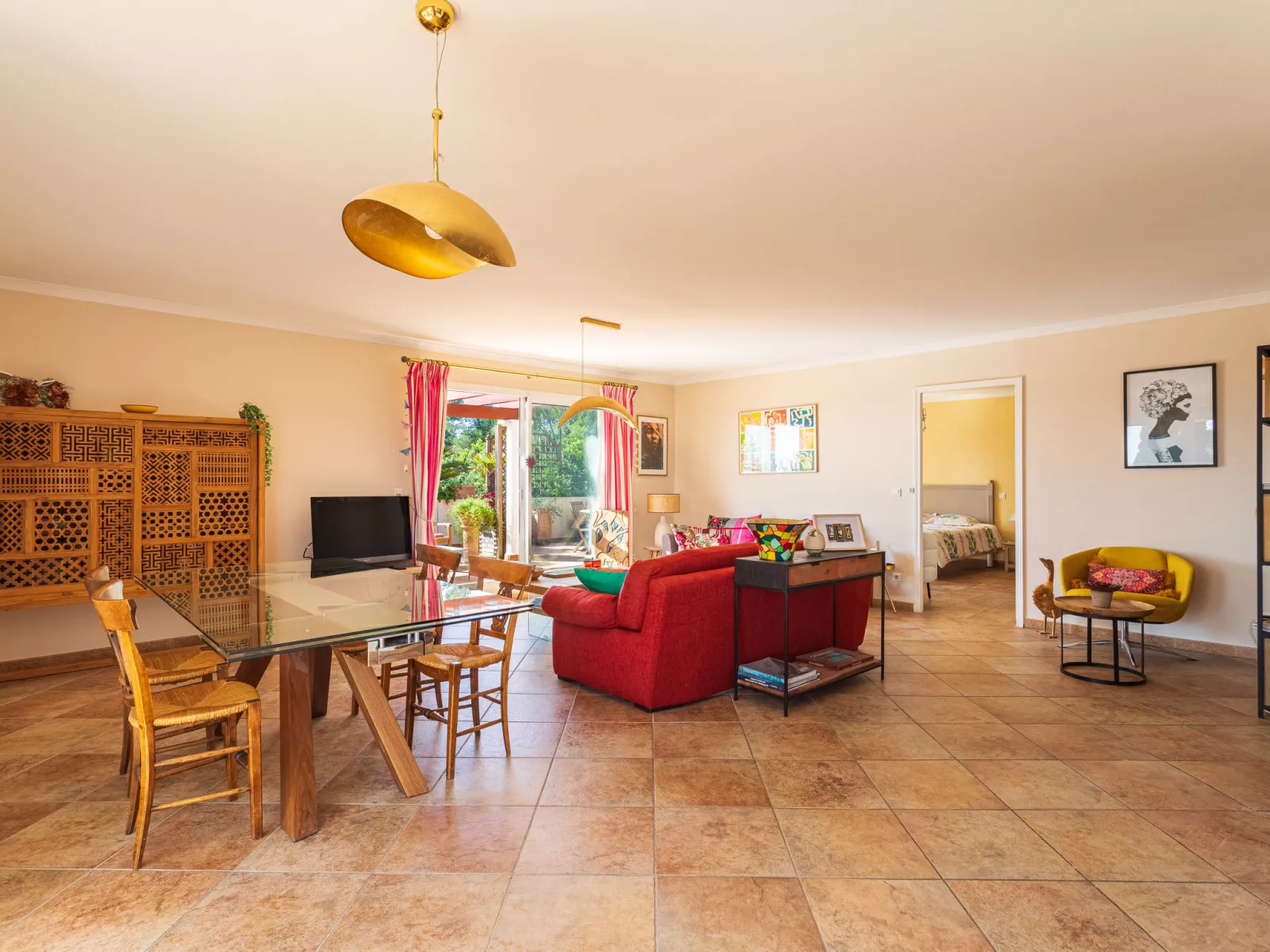Domaine de la Luquette - Inside