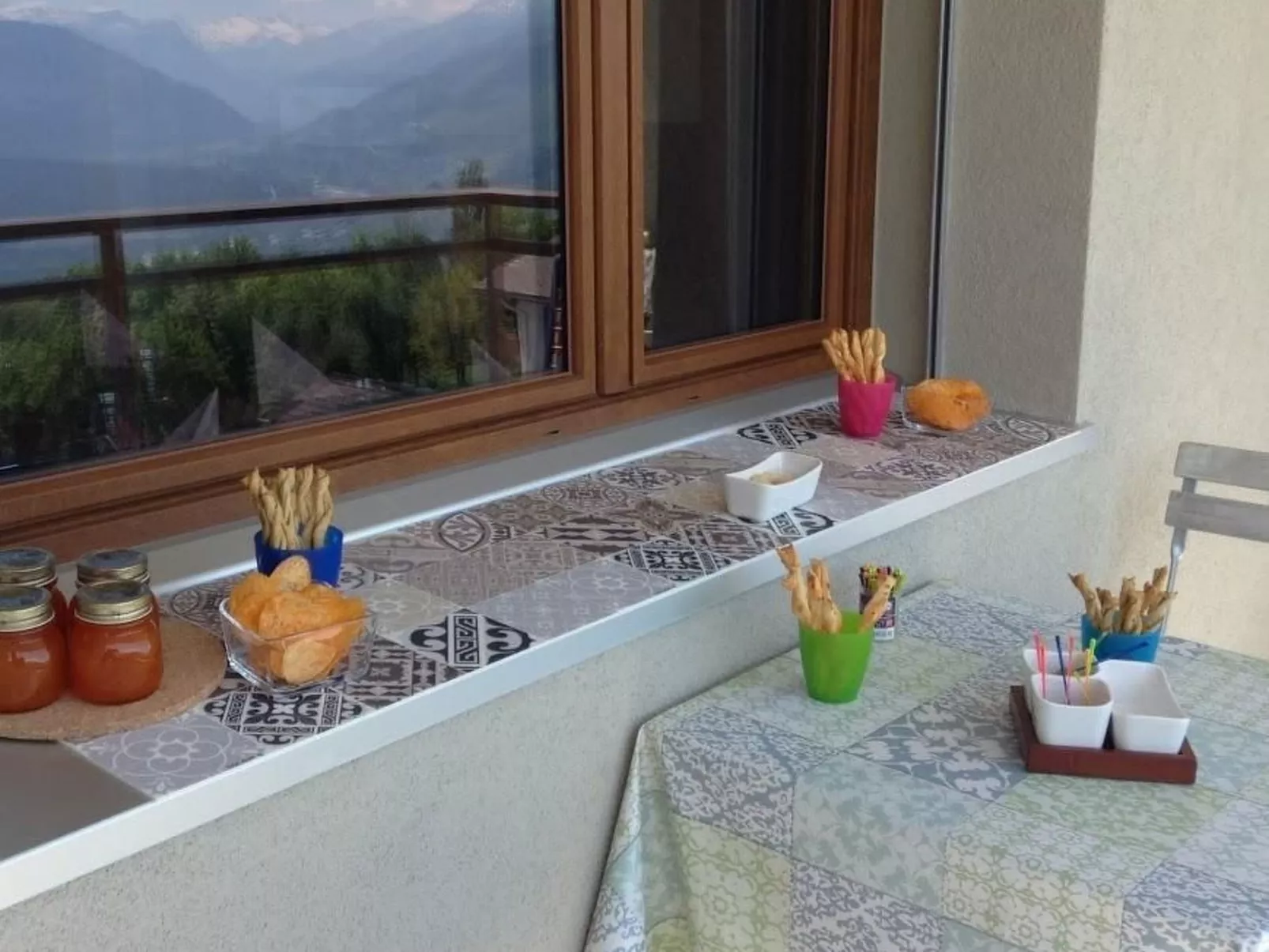 Neue 2 1/2-Zimmer-Ferienwohnung Crans-Montana - Randogne - Drinnen