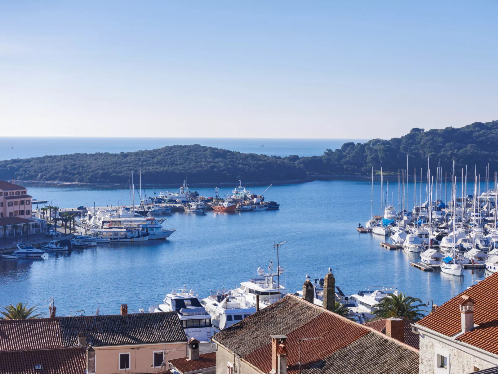 Seaview Marina - Outside