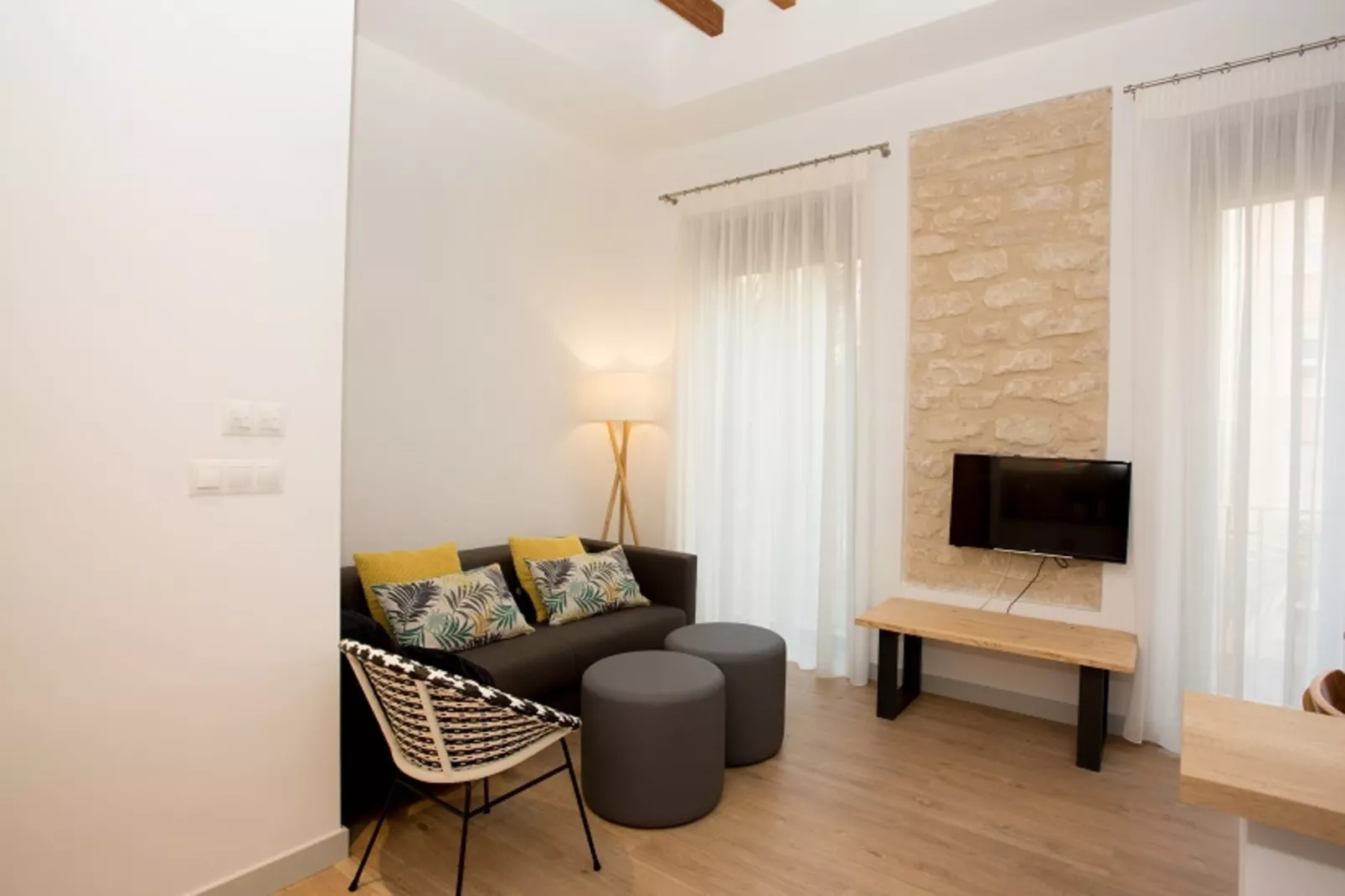 Apartamento 1dormitorio con ducha - Wohnzimmer