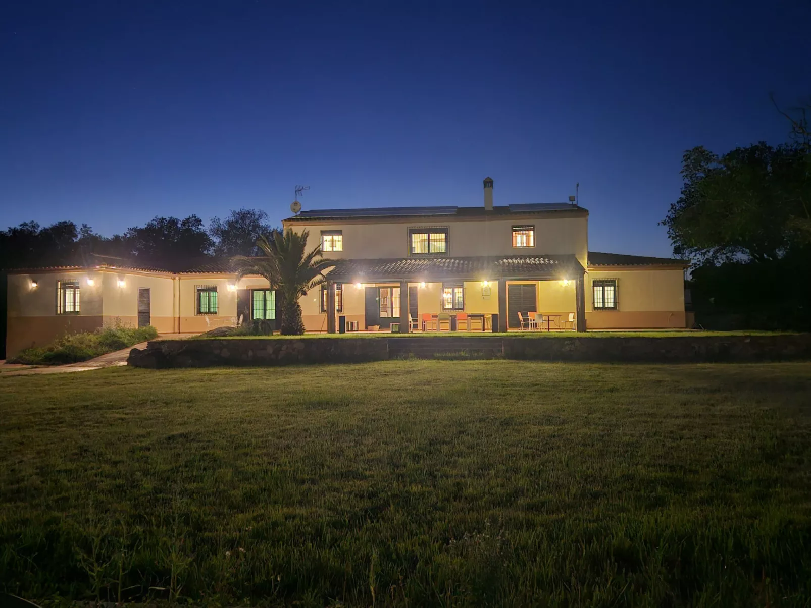 FINCA EL ALAMO - BARCARROTA - Draußen