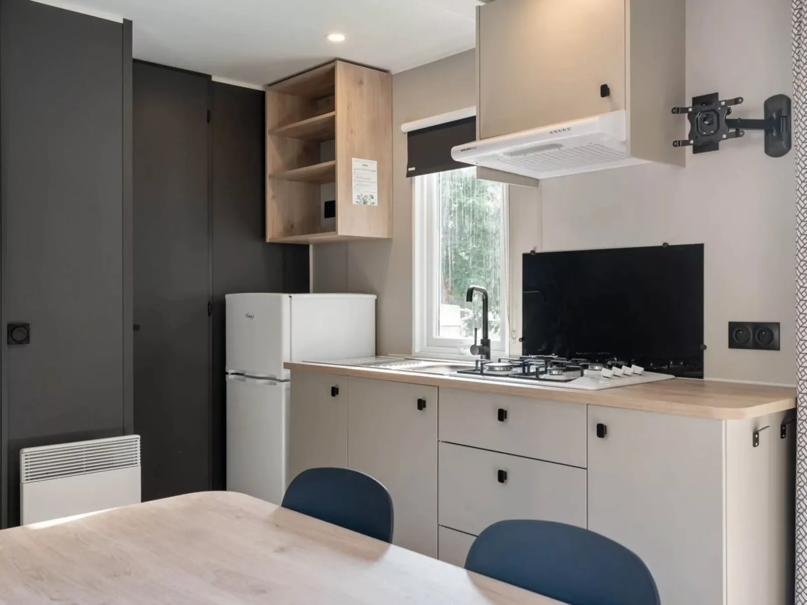 Camping Papillon Bouillon - Vakantiehuis ChaliBou - Inside