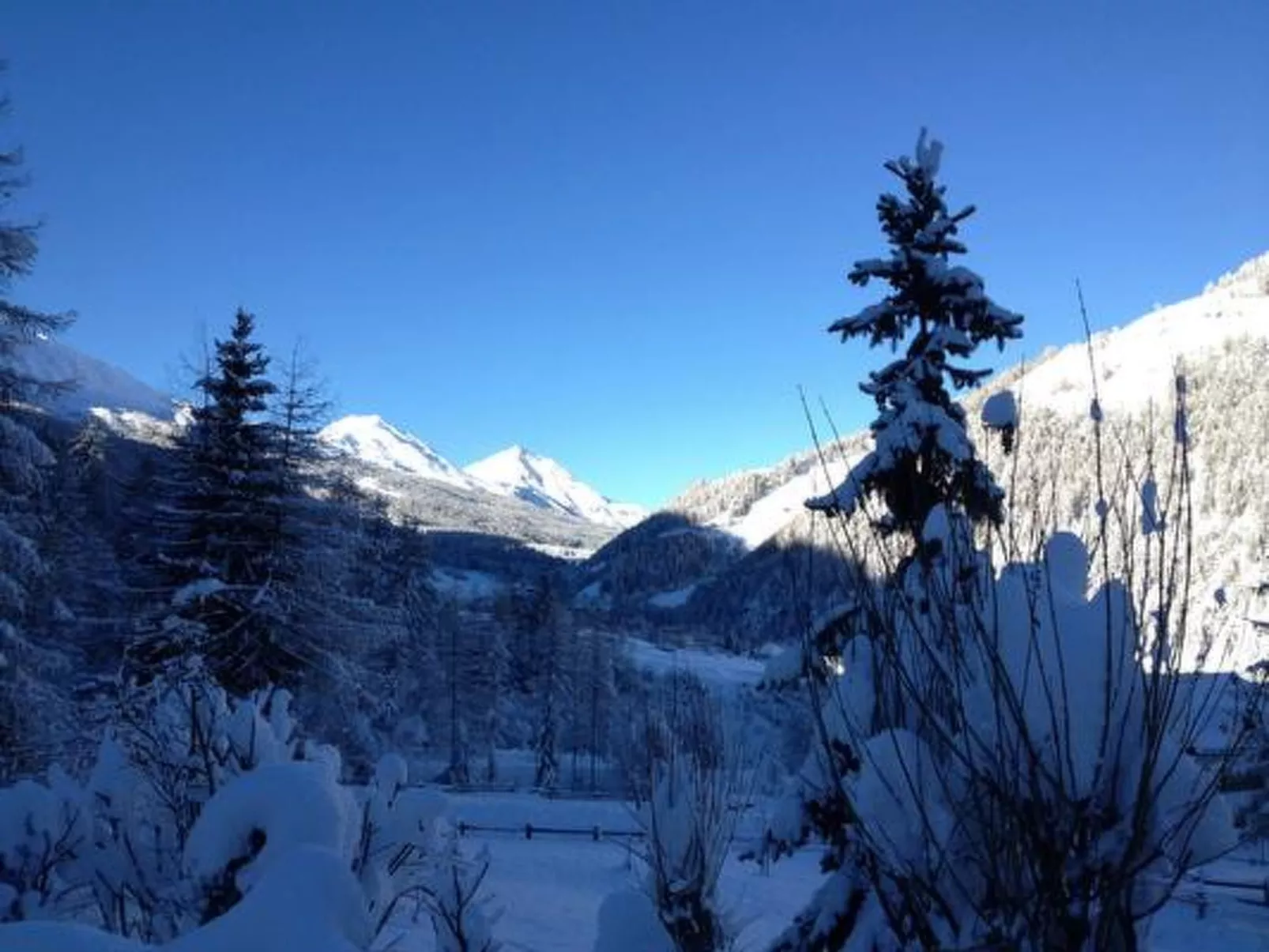 Chasa Sumovia, (Sta. Maria - Santa Maria Val Müstair). - Draußen