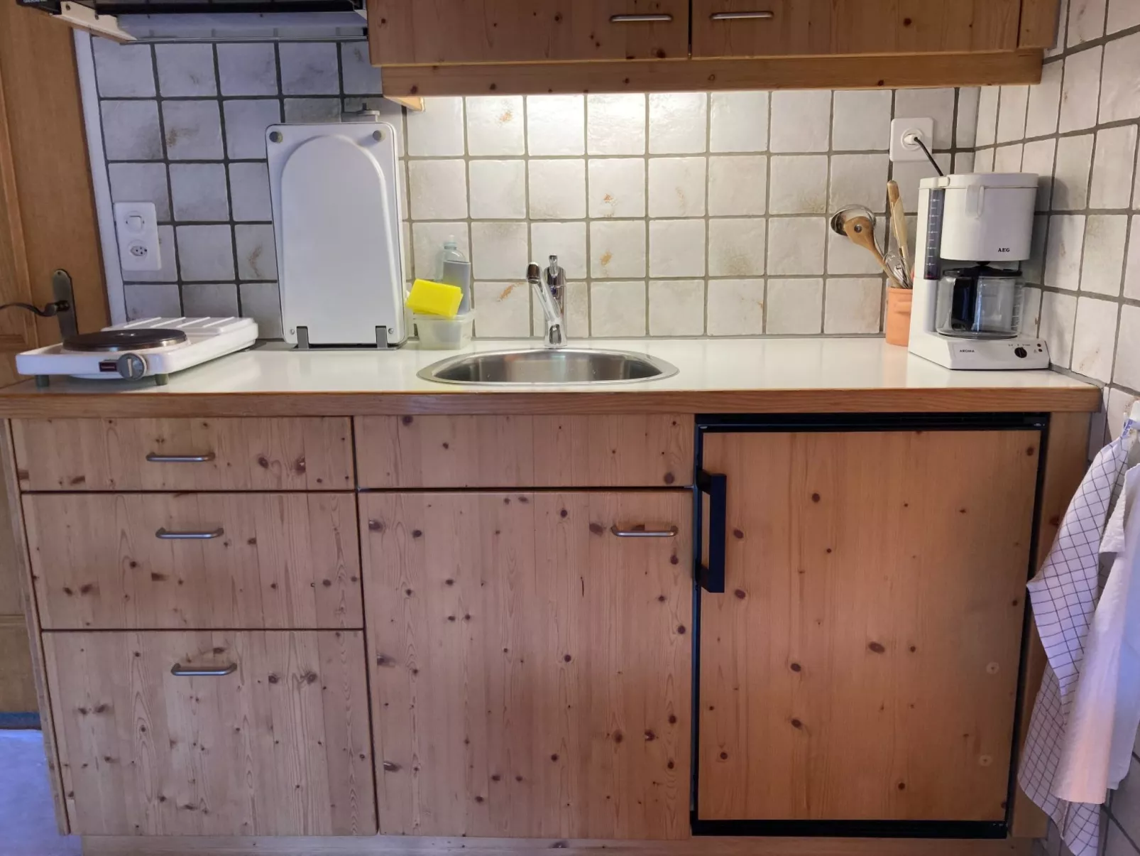 Bim Chappeli, Obersaxen-Affeier, (Obersaxen). - Drinnen