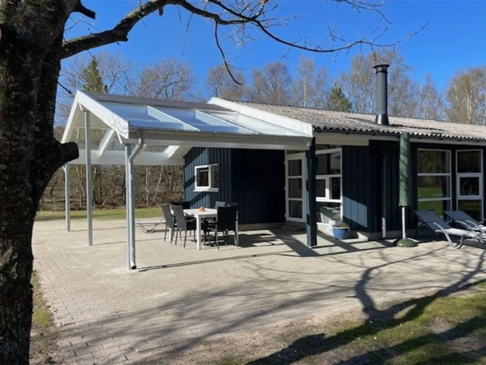 "Barne" - 4km from the sea - Outside