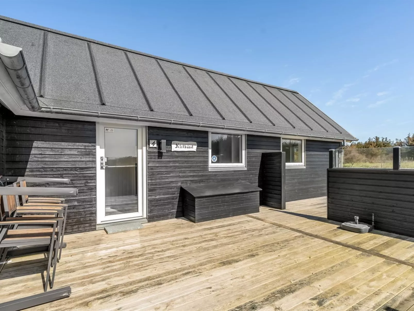 "Carelle" - 300m from the sea - Outside