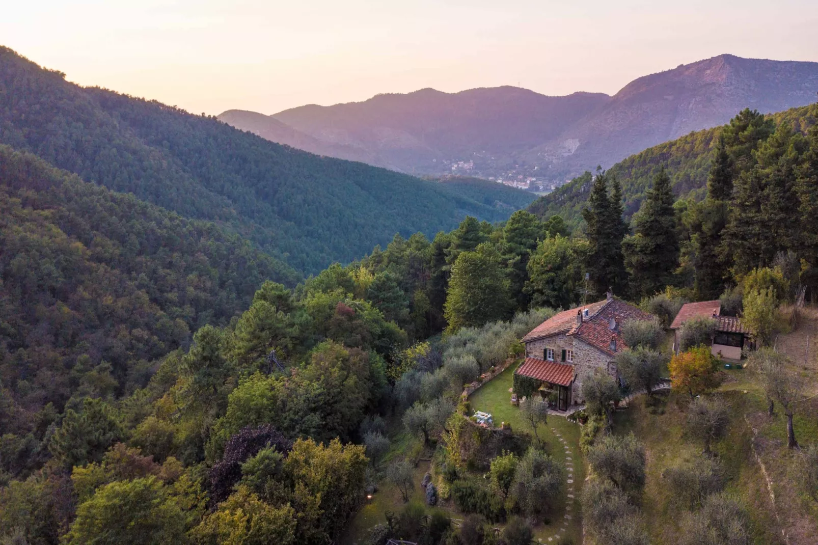 Casa Nel Bosco - Außenbereich Sommer