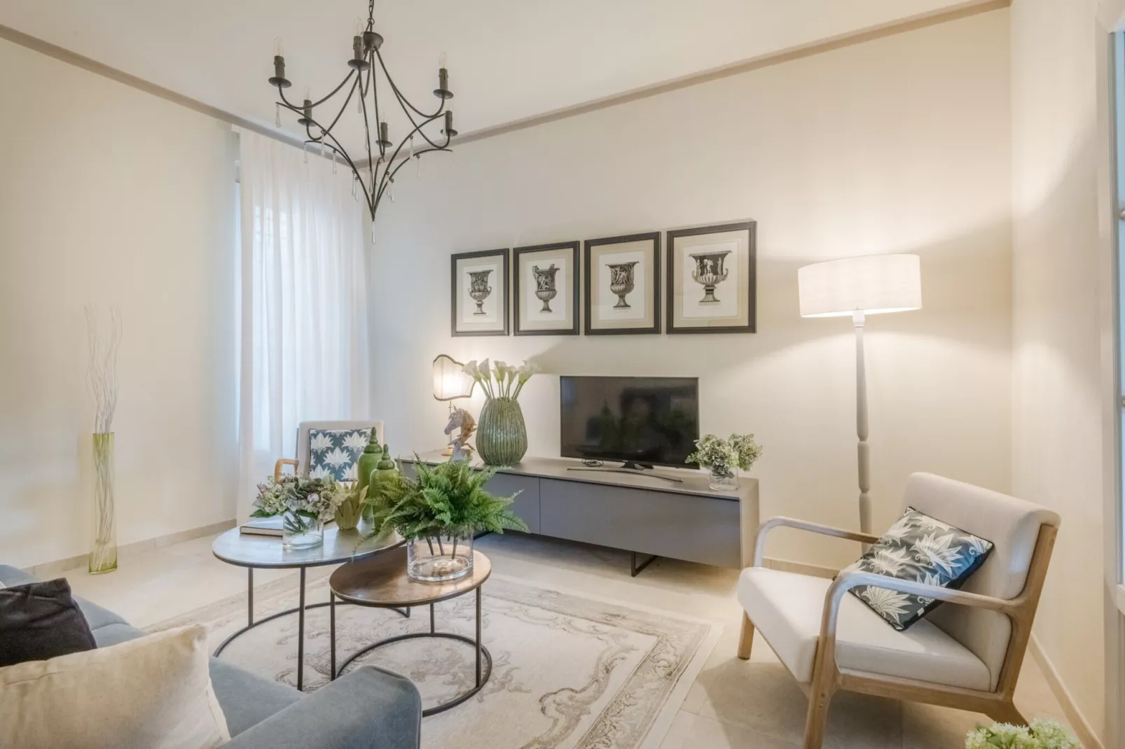 Egidio City Farmhouse - Living room