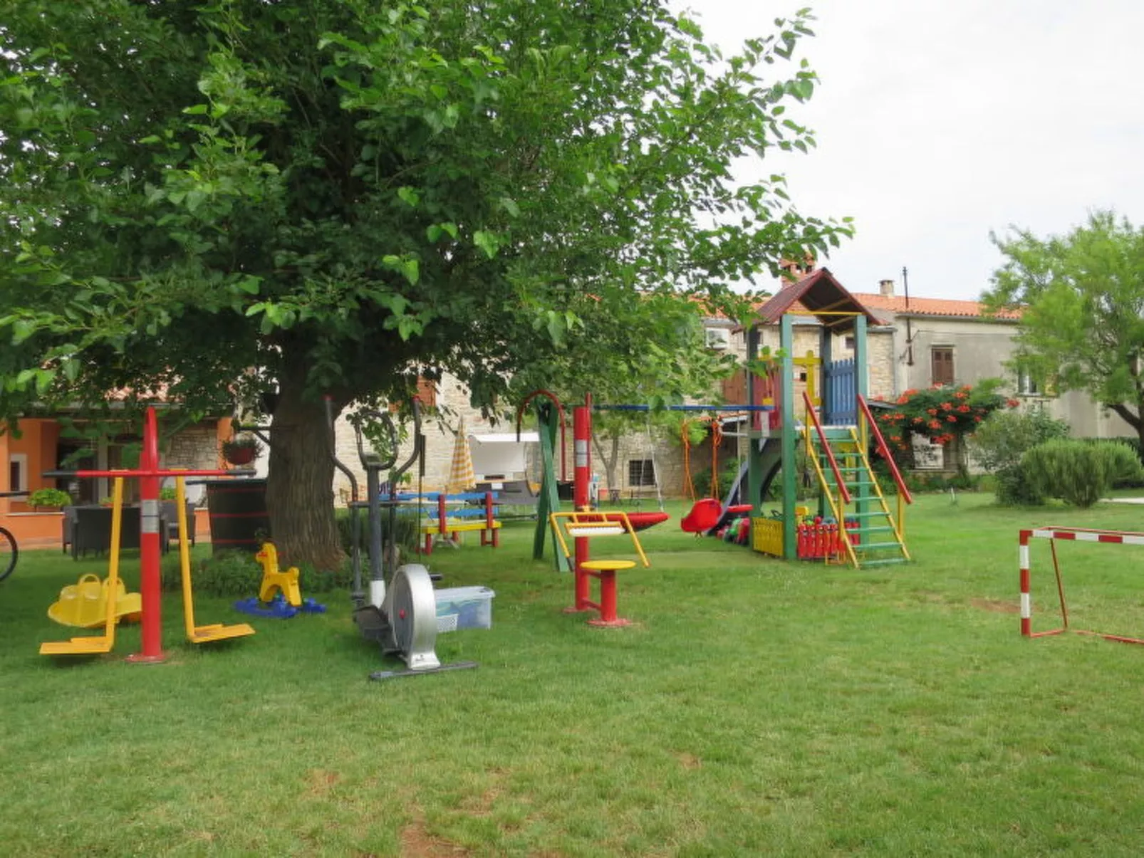 House 24 - Dehors