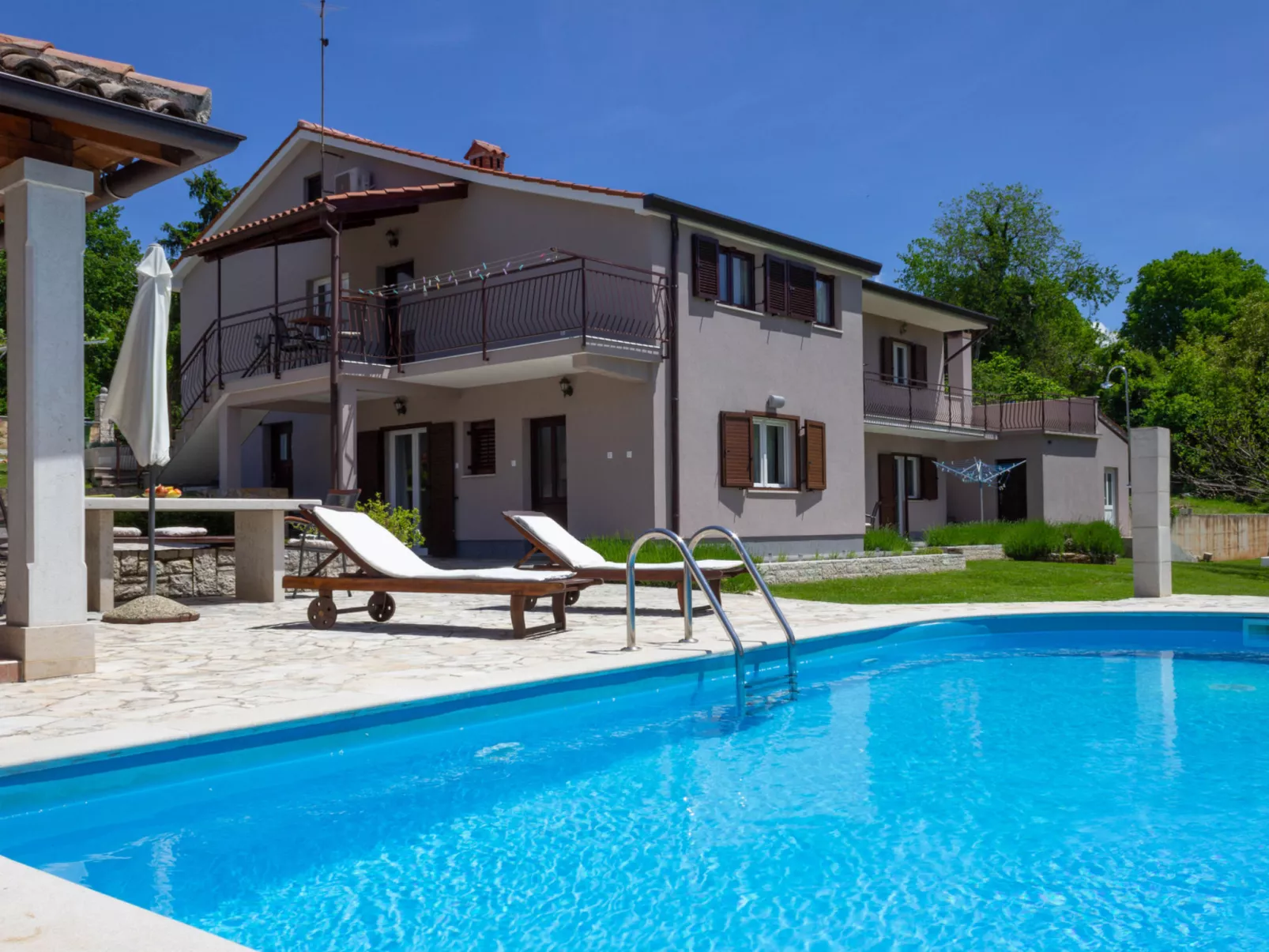 Villa Morena - Draußen