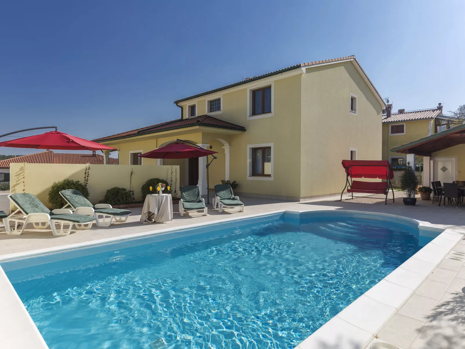 Villa Monica - Draußen