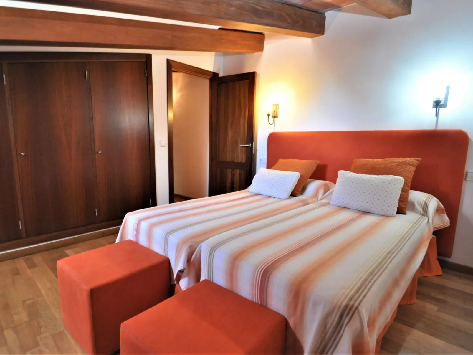 CAS BORRASSOS- Finca con piscina privada a 10 minutos de Palma.. BBQ. Wifi - Wi - Inside