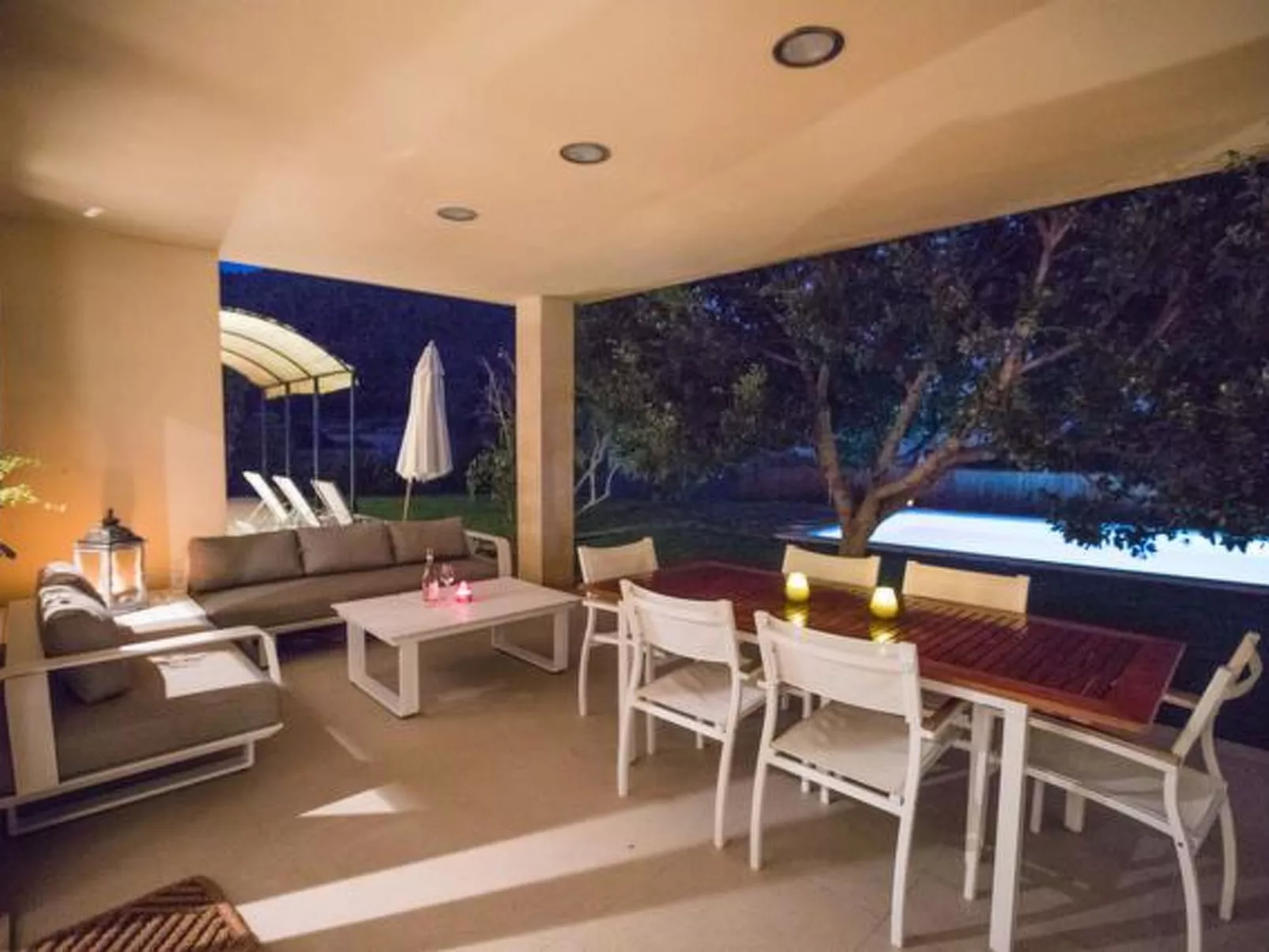 Samina - Inside