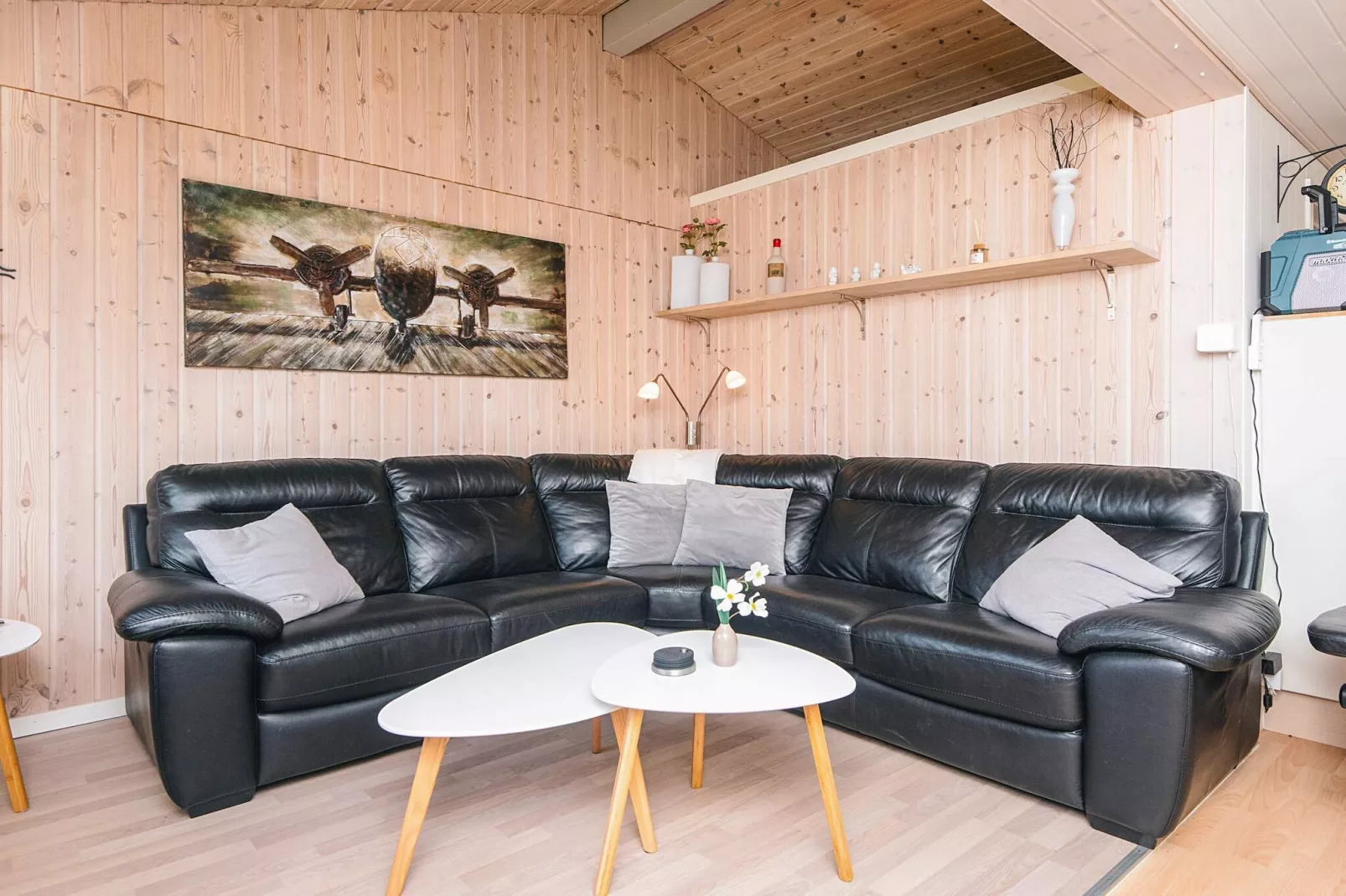 Haus mit Holzofen und Anbau