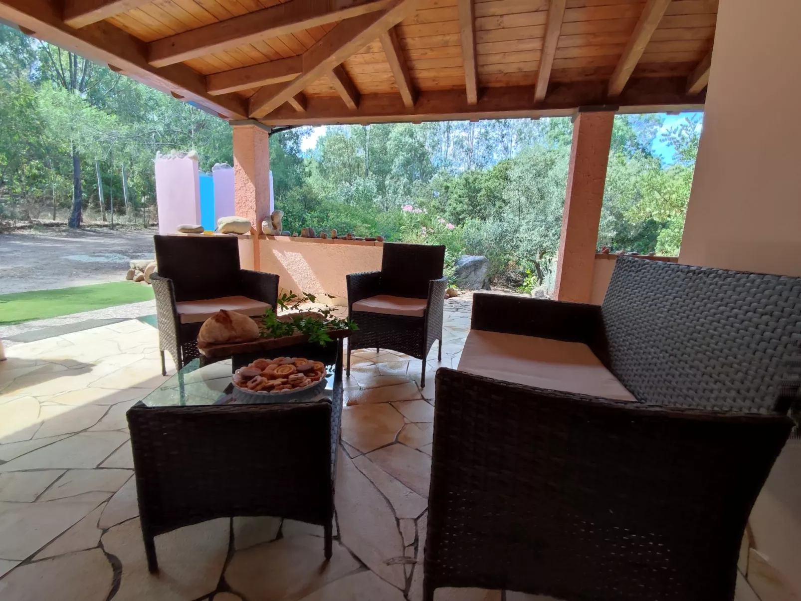 Relax-Outside